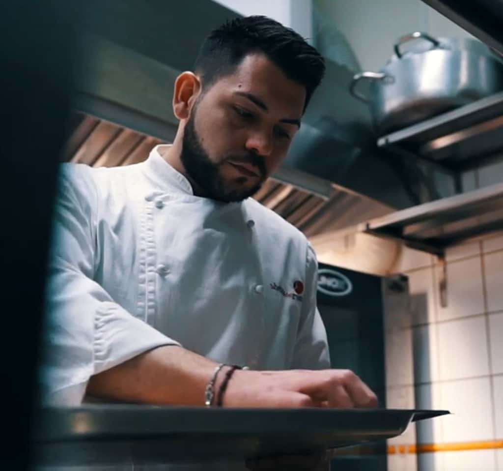 Slide_CarouselMediaBand60800_5