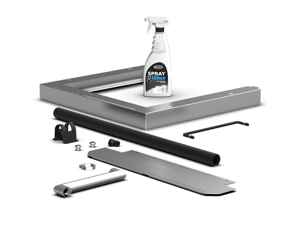 Unox Contiene tutte le parti necessarie per la corretta installazione e sovrapposizione di due forni elettrici e 1 bottiglia di detergente SPRAY&Rinse (750ml). XWKQT-00HS-E-SR.