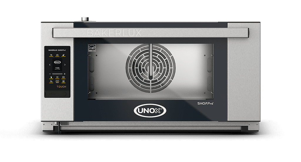 3 trays 600x400 Render of UNOX BAKERLUX SHOP.Pro™ TOUCH commercial convection with humidity oven XEFR-03EU-ETDP-GB.