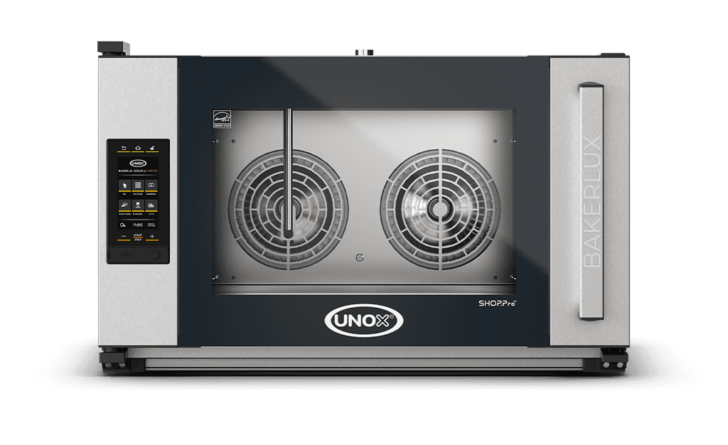 4 trays 600x400 Render of UNOX BAKERLUX SHOP.Pro™ MASTER commercial convection with humidity oven XEFR-04EU-EMRV-MT.