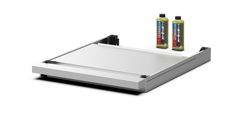 Unox It includes all the necessary parts for the correct installation of two stacked electric ovens and two bottles (1 liter each) of DET&Rinse™ ULTRAPLUS detergent UN 1824, 8, II - ADR LIMITED QUANTITY. XEDQA-0021-E-DRU.