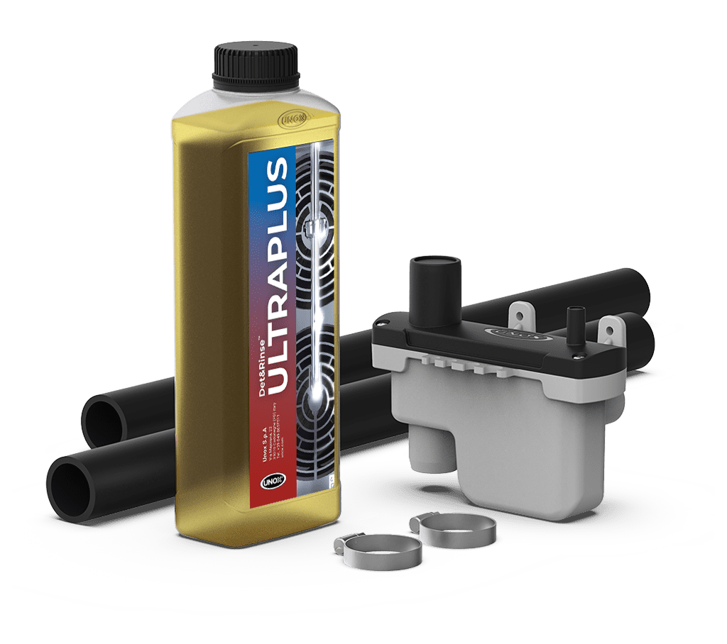 Unox It includes all the necessary parts for the correct installation of a single oven and a bottle of DET&Rinse™ ULTRAPLUS detergent (1 litre) UN 1824, 8, II - ADR, limited quantity. XUC001-DRU.